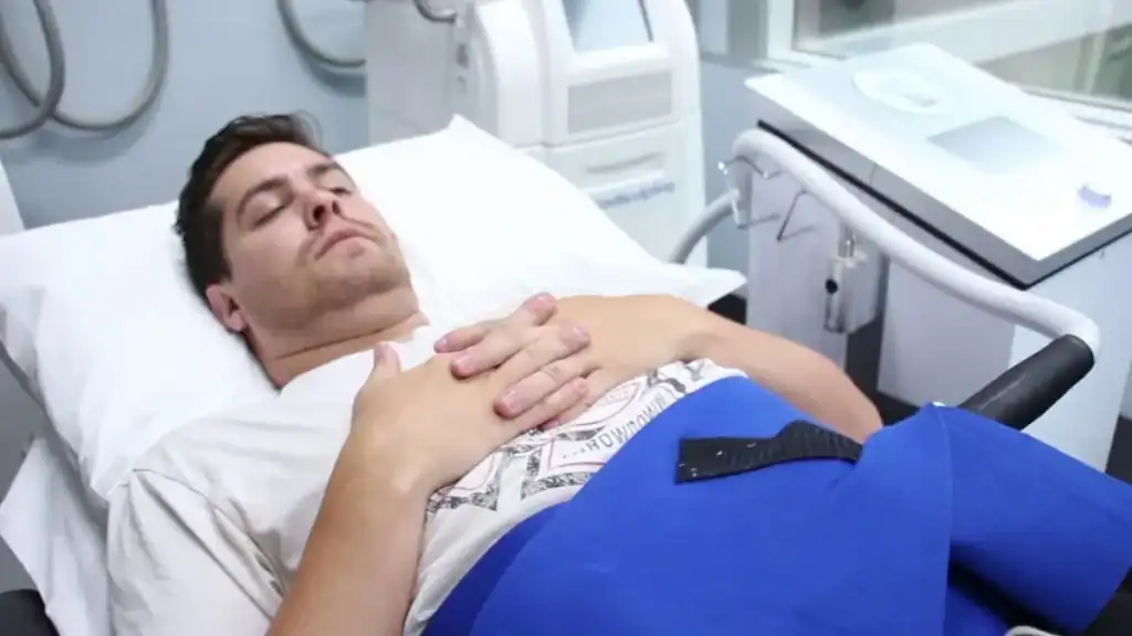 Transforming Bodies: Celebrity Success Stories and the Truth Behind Body Contouring 2 Image of male having body contouring Rickmansworth treatment